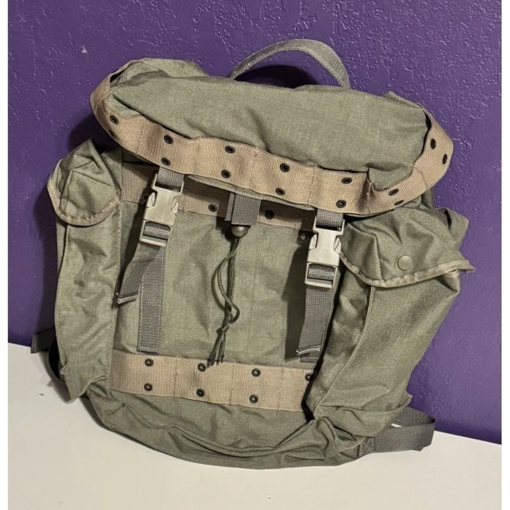 VTG 1993 Wittock Industry Olive Dutch Military Backpack Day Ruck Army Air Force